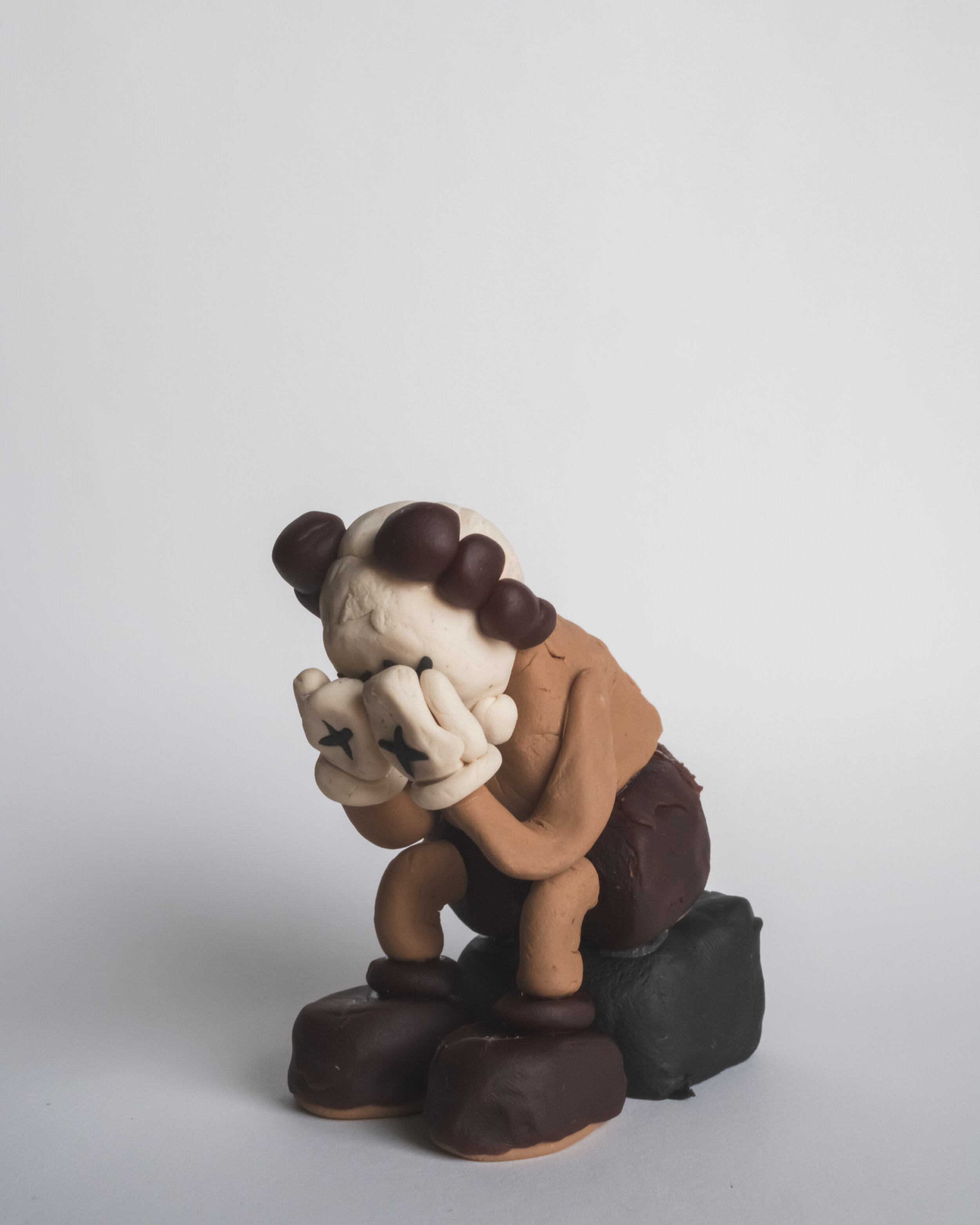 Reconstruction of "Passing Through" by KAWS