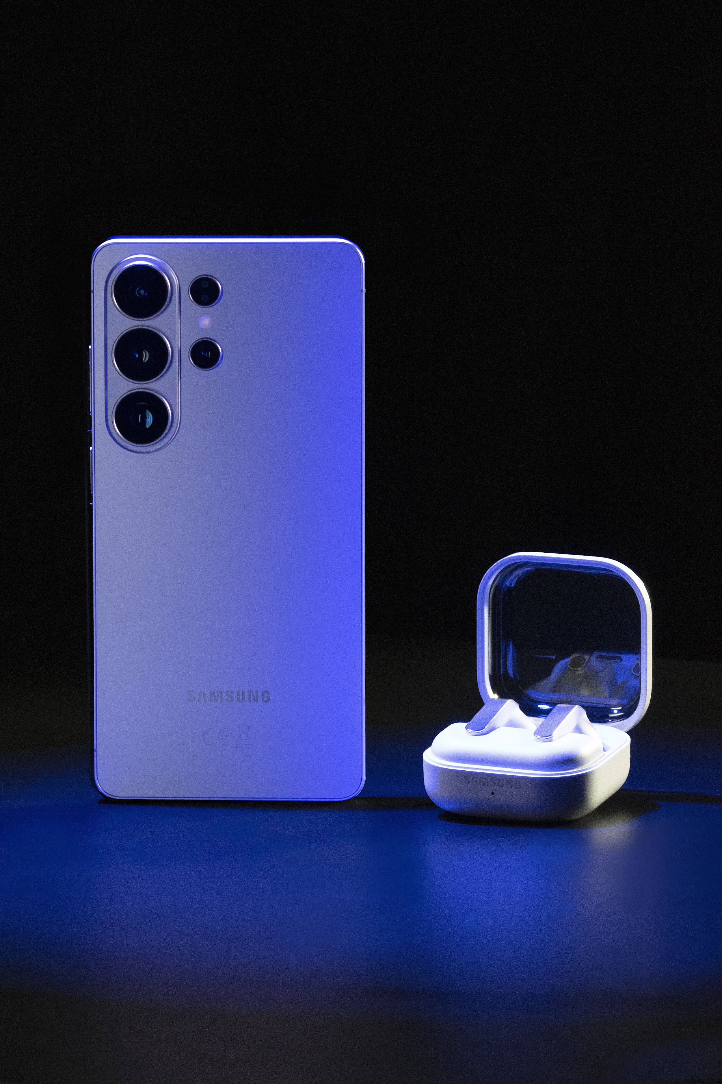 Lifestyle product photography London UK Samsung