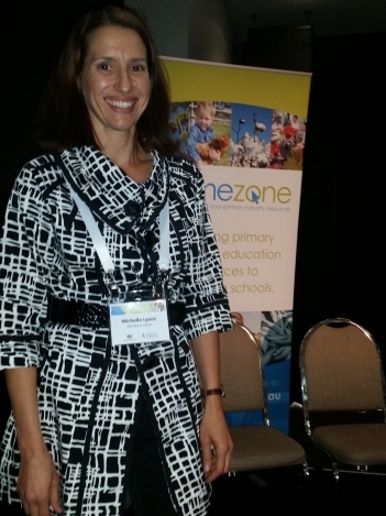 Michelle Lyons at the Food & Fibre Matters conference sharing the benefits of opening the farm gates to students.