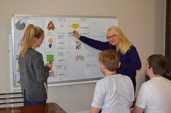 wholebrain denise and students.jpg