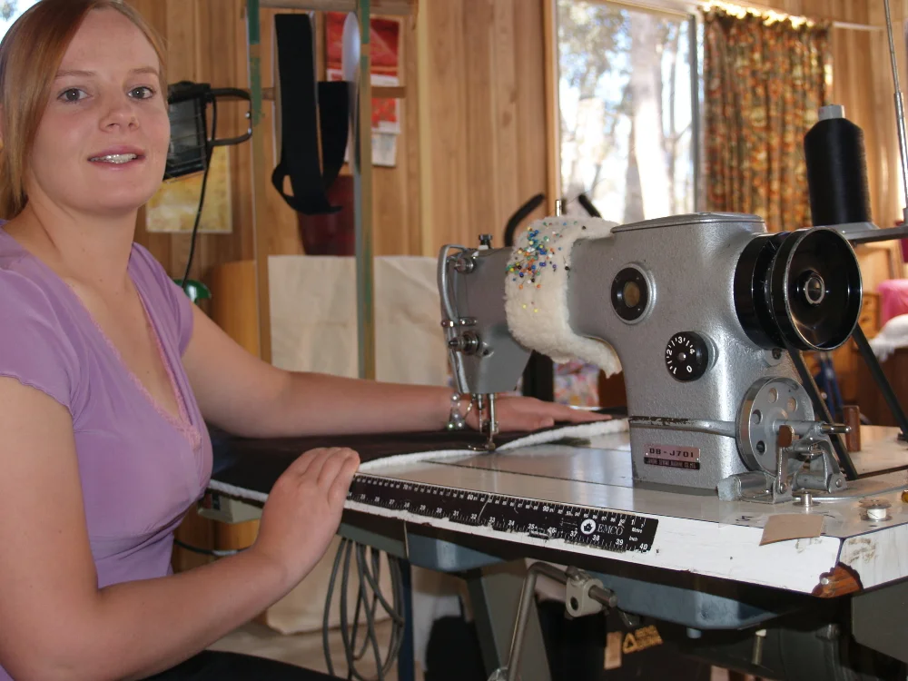 At the young age of 19 Elise Brown purchased Fair Dinkum Dog Coats and has adapted the business to suit her lifestyle as she's become a mother to two daughters.