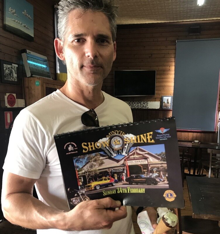 1-Eric Bana Emmas Cafe 2018 cropped.jpg