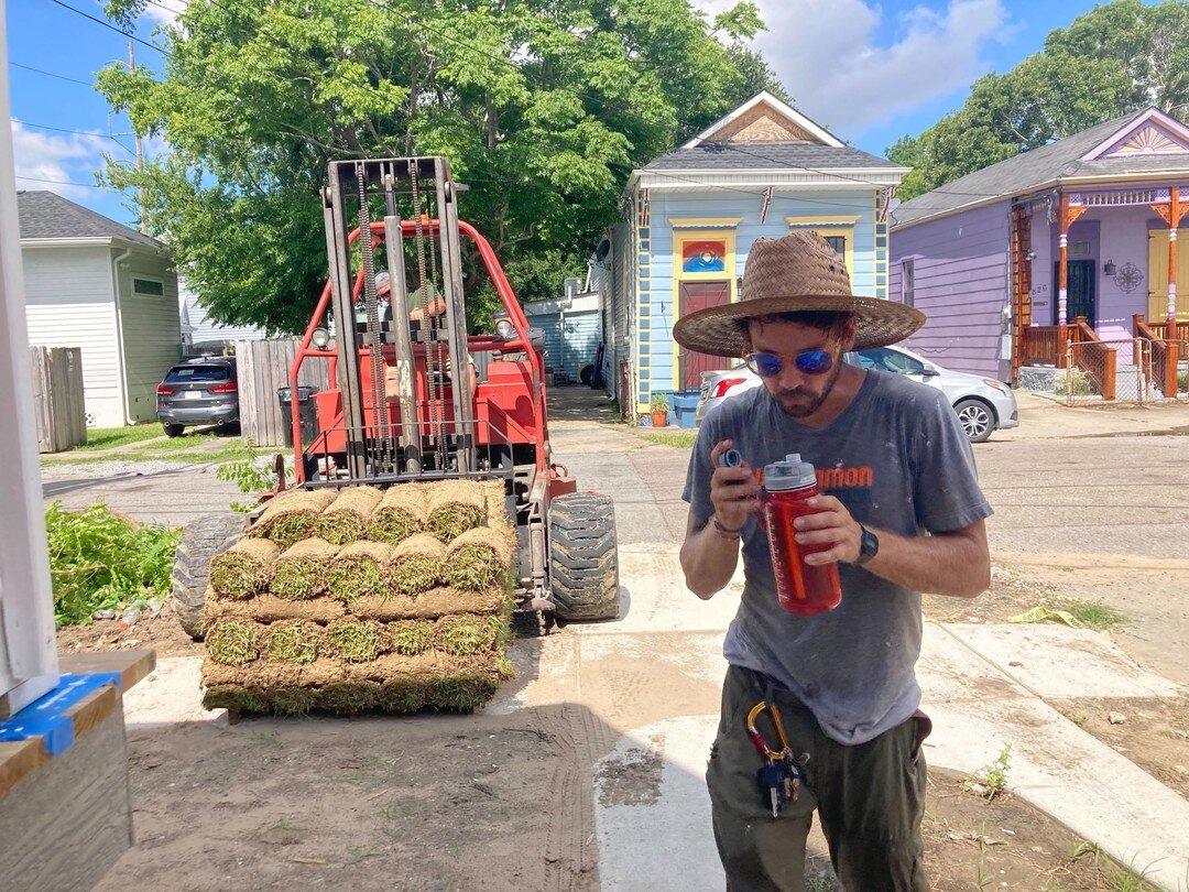 Today was a perfect mix of #OnlyInNewOrleans heat and rain - what a day for doing some landscaping work on our nearly complete unCommon House from the 2021-22 school year! #NewOrleansRealEstate #BuildingHousesFramingCharacter