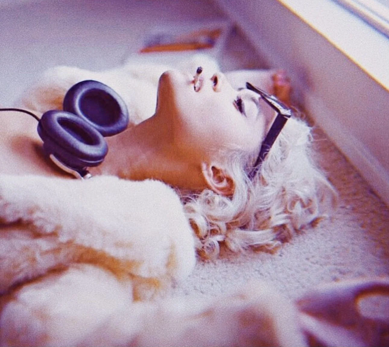 PRINCESS CYBERSPACE PORTRAIT 6.jpg