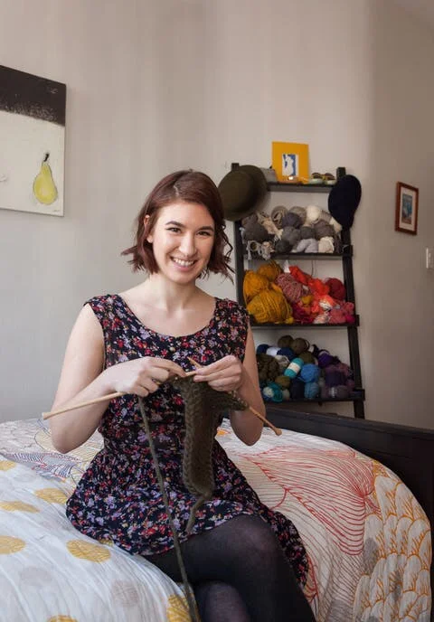 Alanna Knitting (1).jpeg