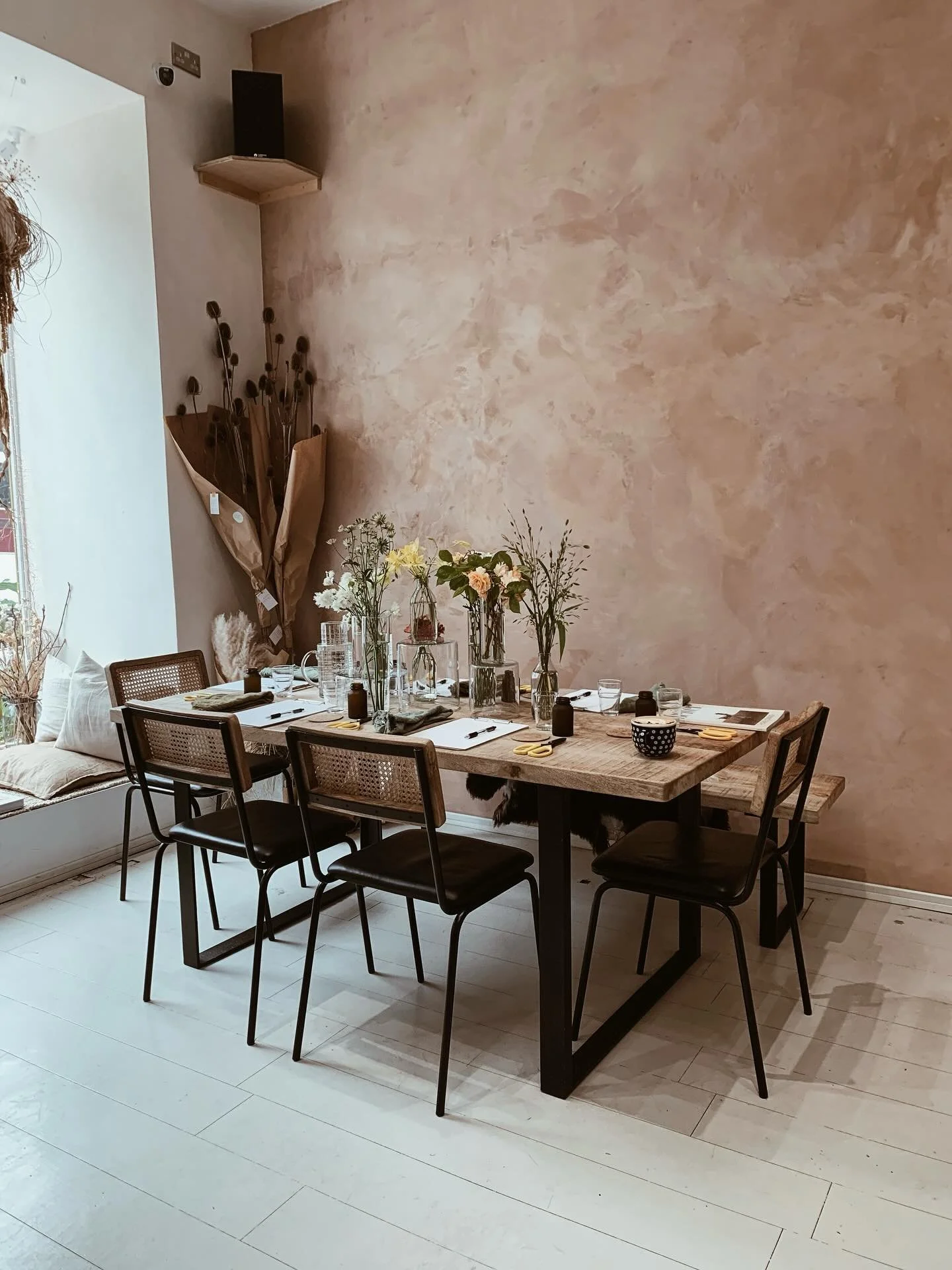 London, here we come!

We&rsquo;re so pleased to finally be able to share the details for the upcoming London Heiter Breakfast Gathering with all of you!

On December 3rd 2025, we are going to meet at 10.30am at @studiotwo.salt for &ldquo;Homecoming 