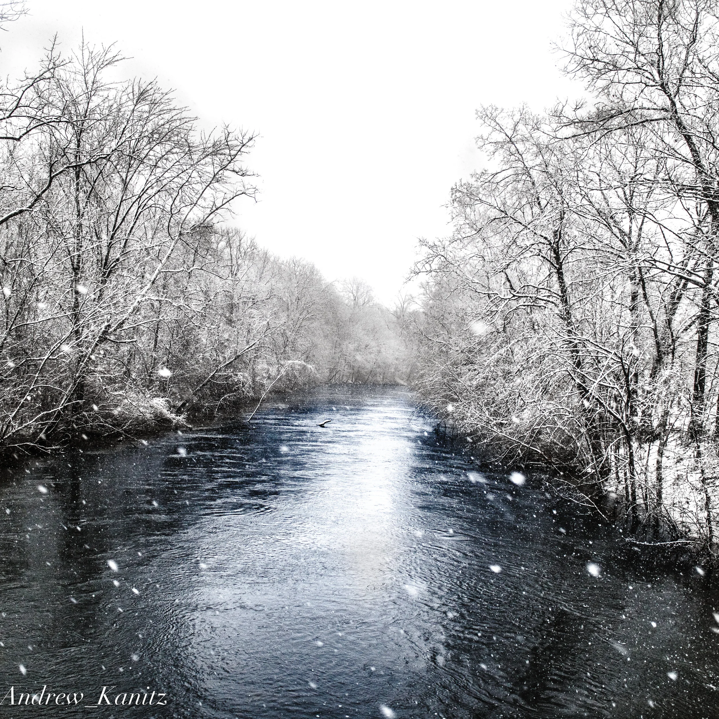 Metro River.jpg