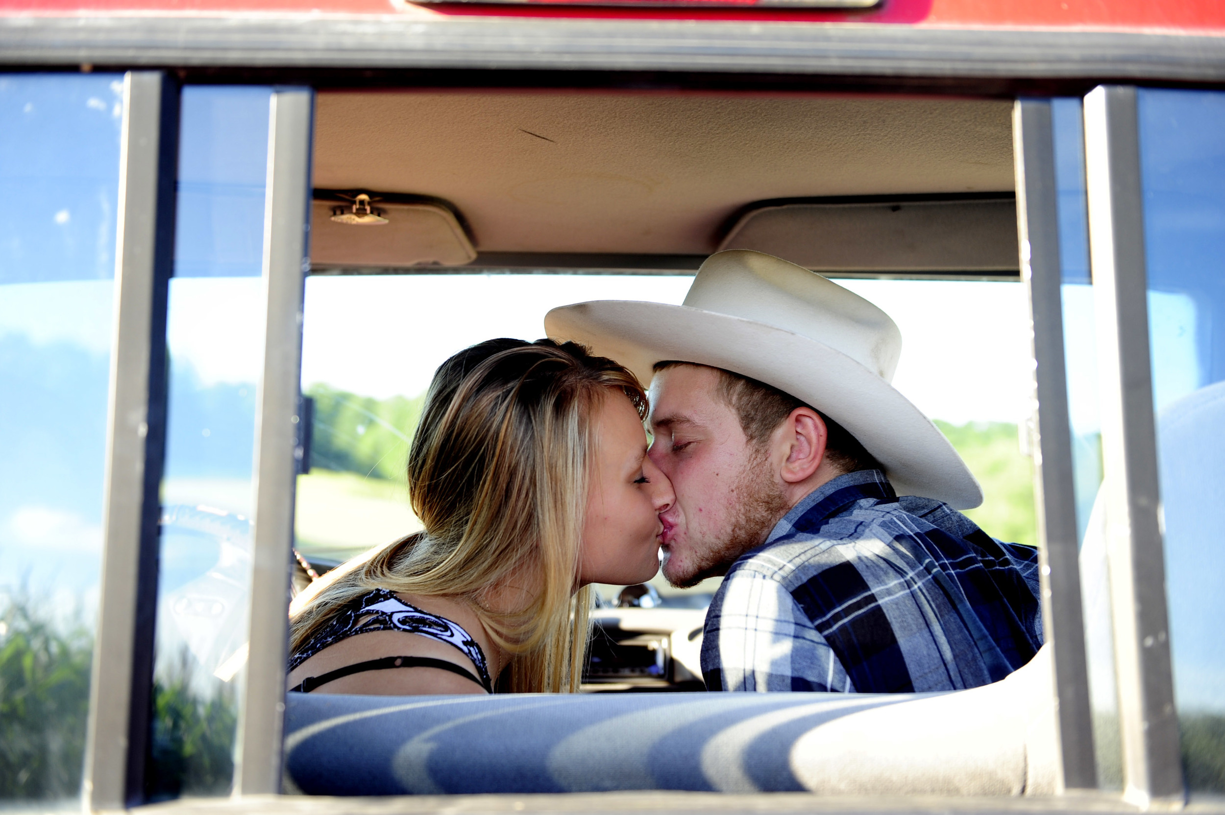 rochester_buffalo_springville_wny_engagement_photographer_002.jpg