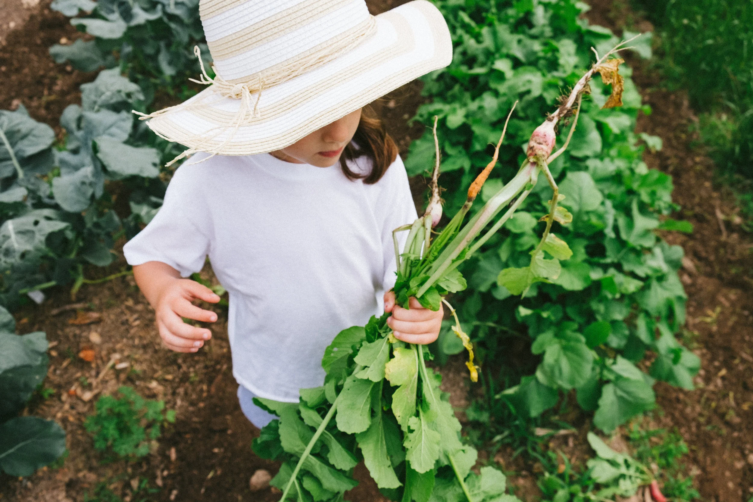 Elli Si Gardening.jpg