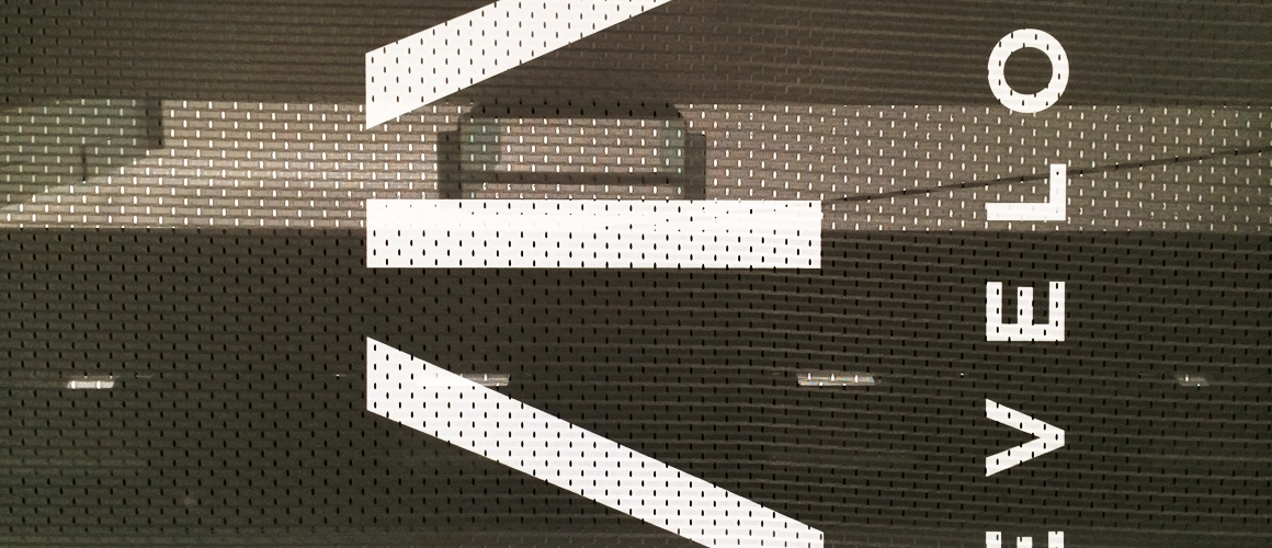 SCRIMWORKS_EXTERIOR_AIR_TEX_FABRIC_POLY_BANNER_MESH_SHADE_CLOTH_PRINTED_CONSTRUCTION_EVENTS_SIGNAGE_FENCING_STOCK_3.jpg