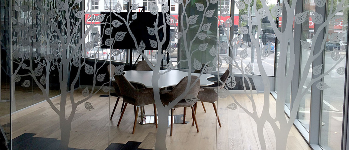 SCRIMWORKS_INTERIORS_WALL_GRAPHICS_MURAL_FROSTING_PRINTED_SIGNAGE_TREES_1.png