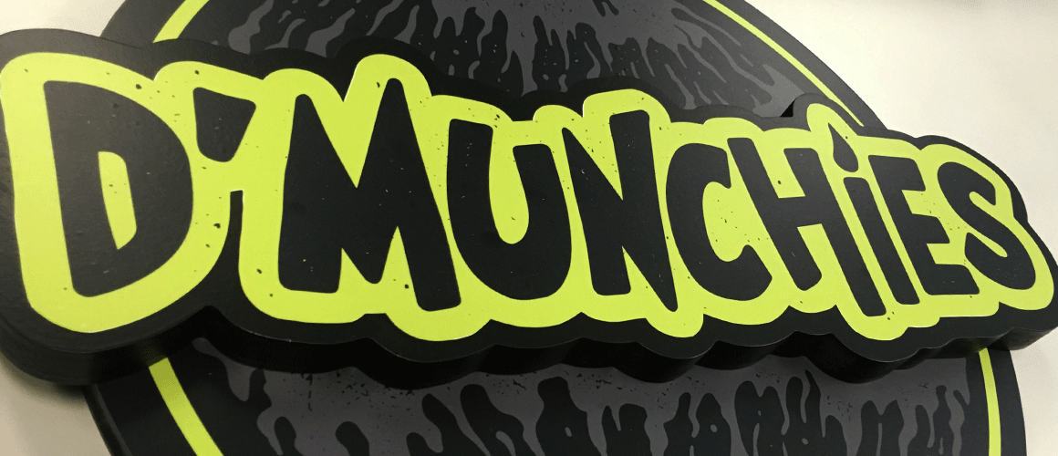 SCRIMWORKS_INTERIORS_WALL_GRAPHICS_MURAL_FROSTING_PRINTED_SIGNAGE_DMUNCHIES_1.png