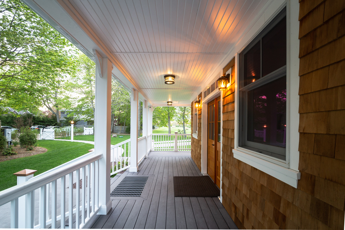 CYC-Hut-Ext-02-1200.jpg