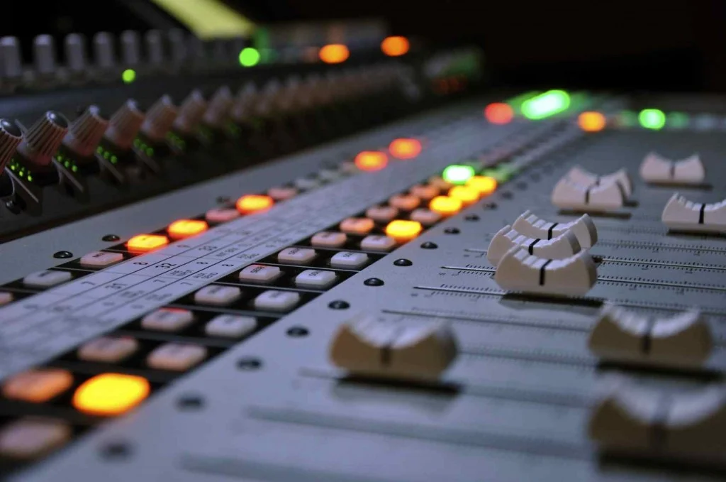 faders.jpg