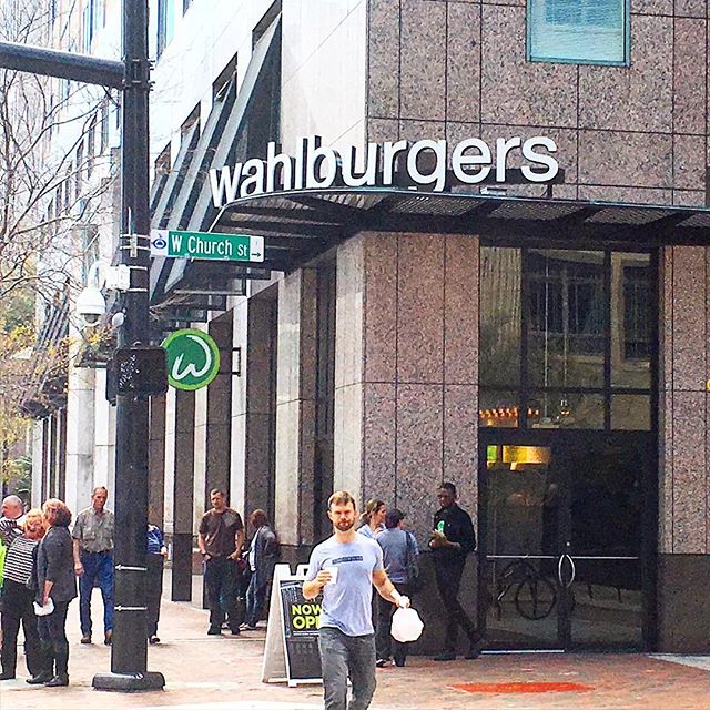 Wahlburgers the latest restaurant to join the Orlando area! #theorlandotravelguide #orlando #wahlburgers #foodie #restaurant #family #travel