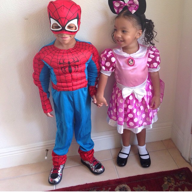 Spiderman-and-Mini-Mouse.jpg