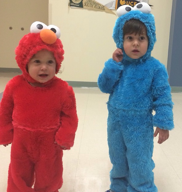 Elmo-and-Cookie-Monster.jpg