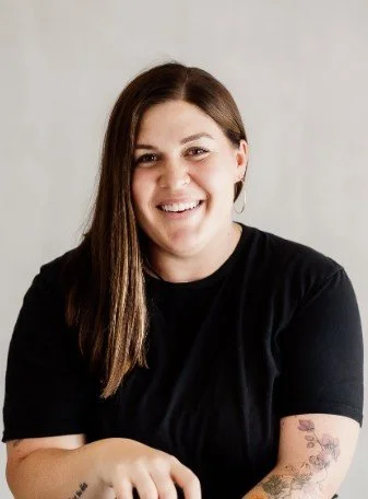 Hailey William- Communications