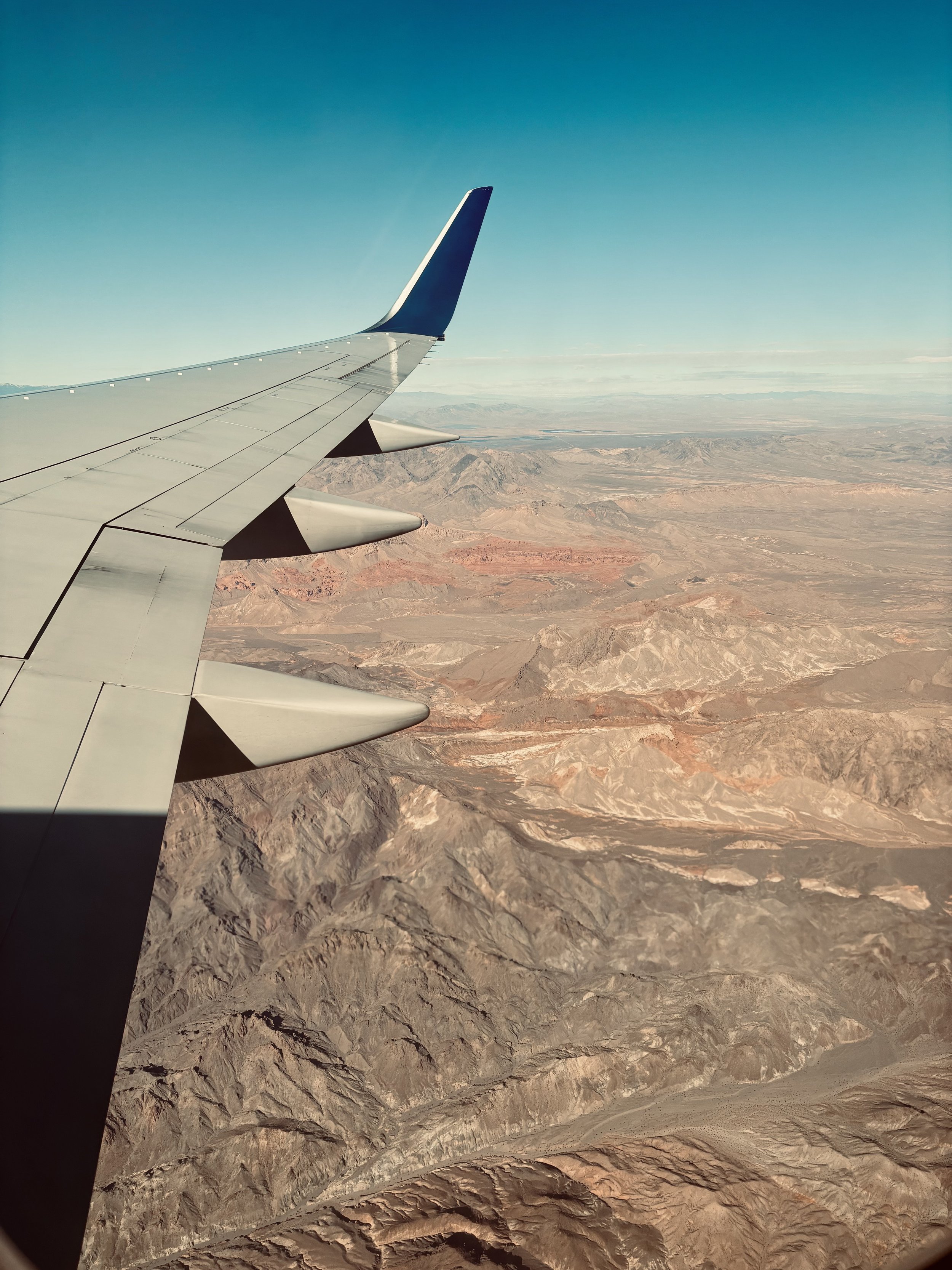 10 Things to Do on a Long Flight