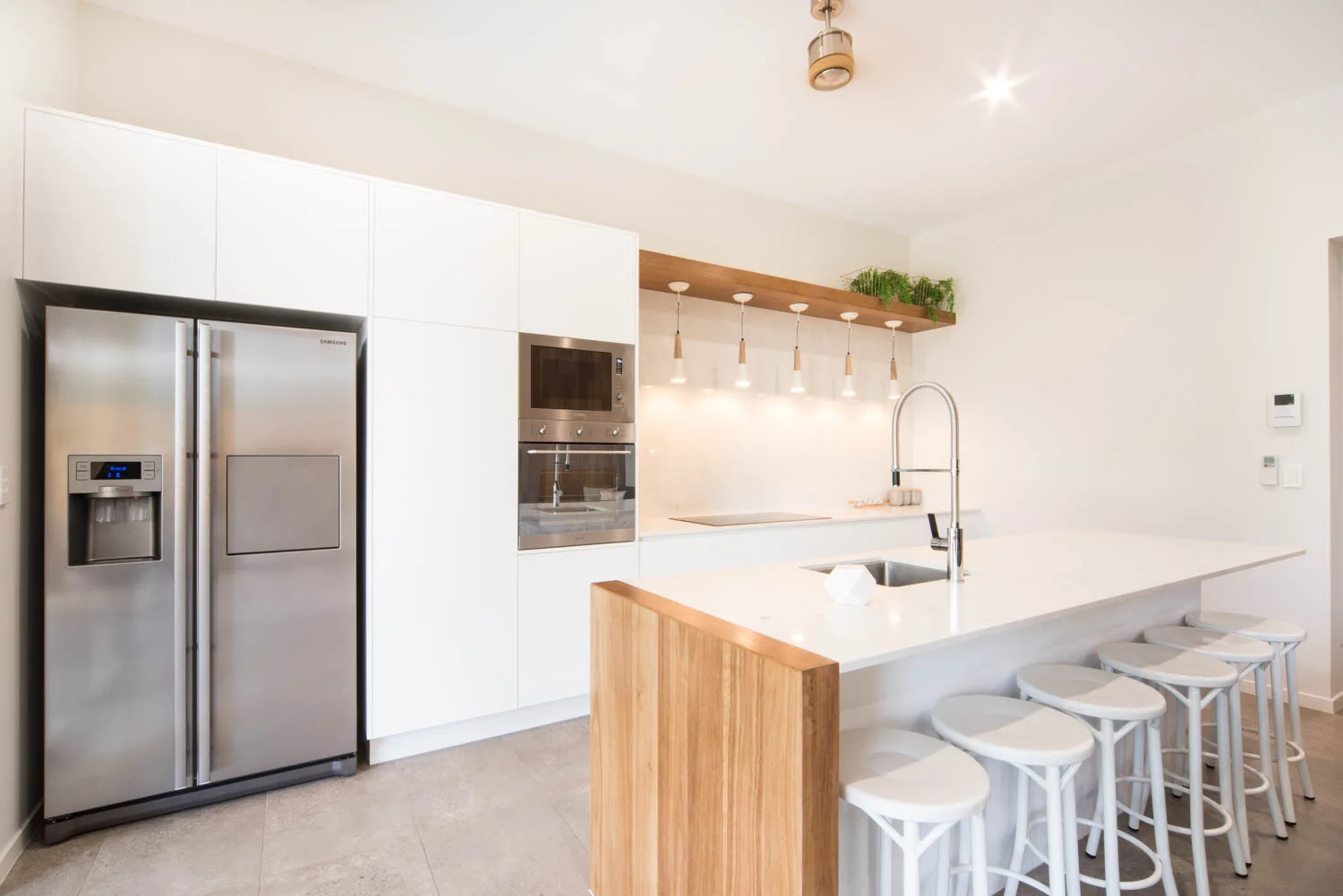 Web-2-72 Gloucester Ave  016.jpg