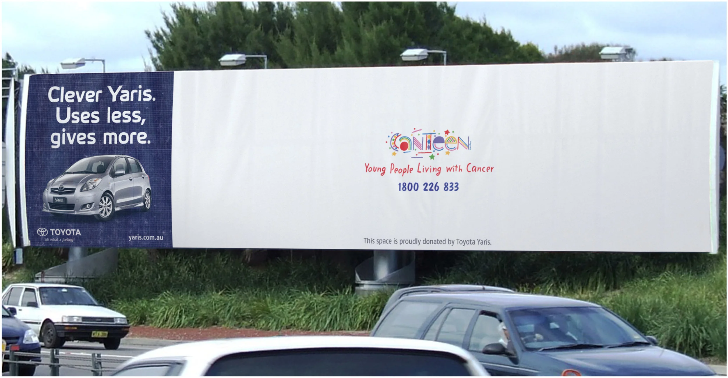 Yaris Outdoor Award3.jpg