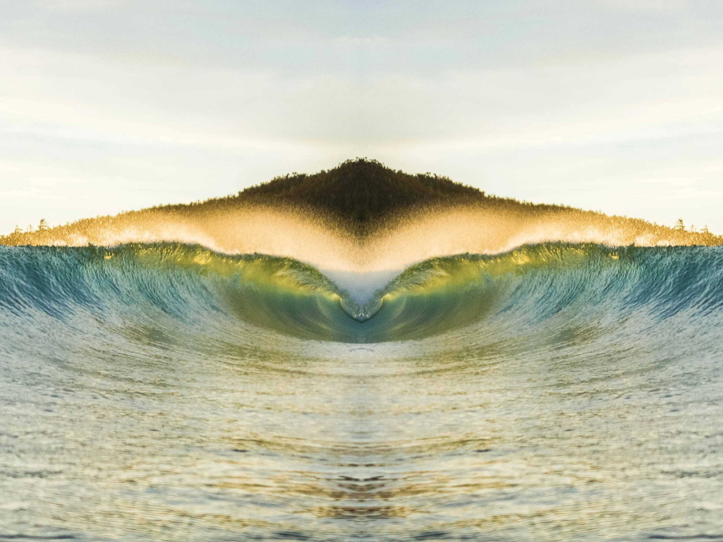 Tofino Surf Photography - Cox Bay Conical Alignment 4x3 CROPPED.jpg