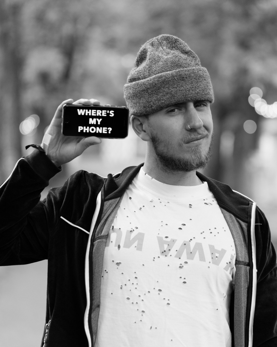 Hugo - #IRUNFOR WHERE'S MY PHONE 3.jpg