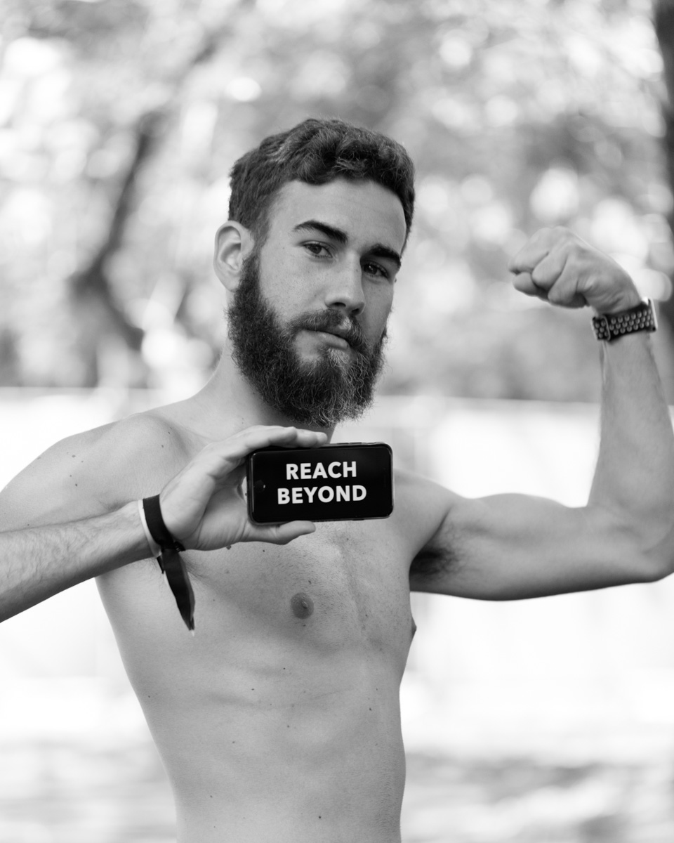 Ilario - #IRUN4 REACH BEYOND 1.jpg