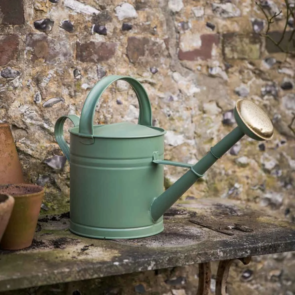 watering_can.jpg