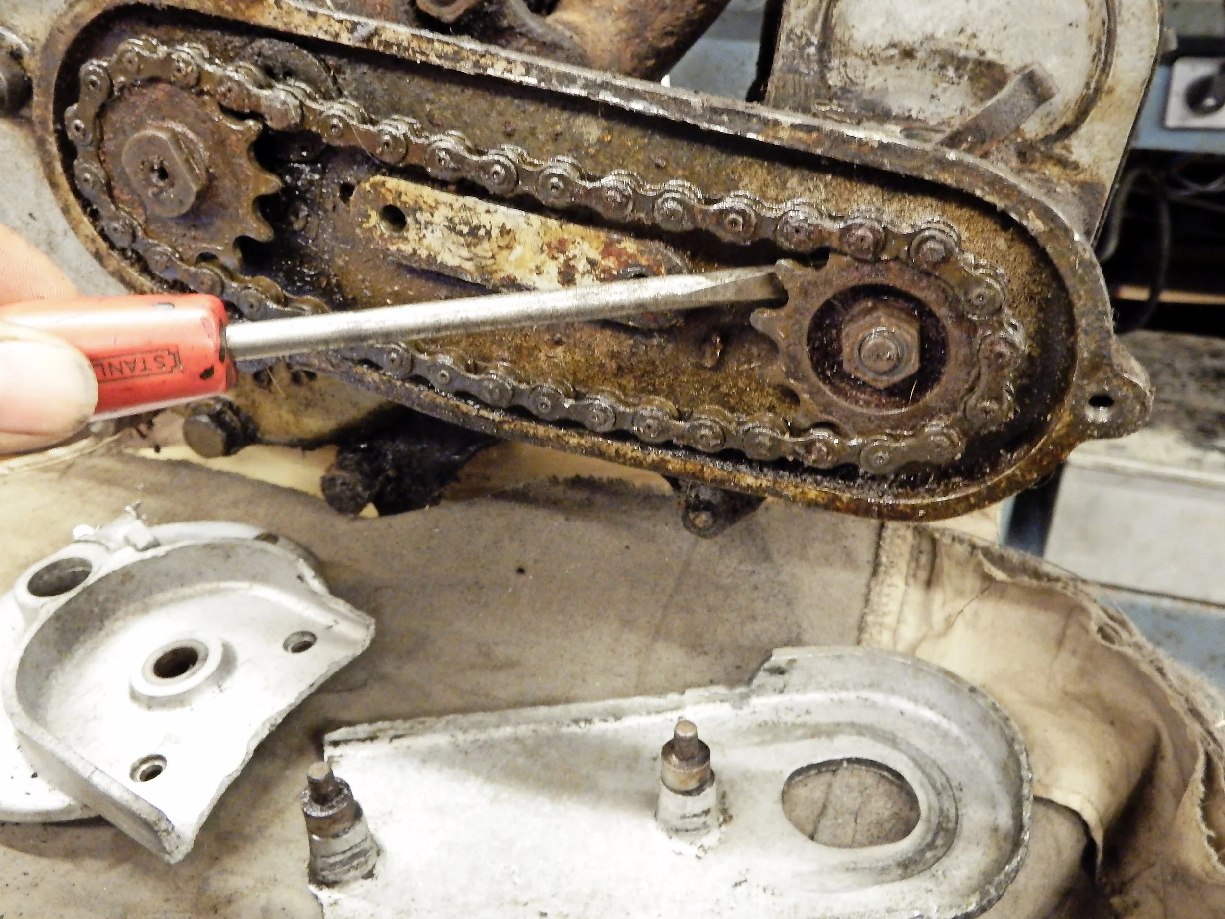 1. Although Ariel included an extractor thread on their mag sprockets, most just have to be jarred or prised off their tapers, frequently leading to chipped or broken casings.