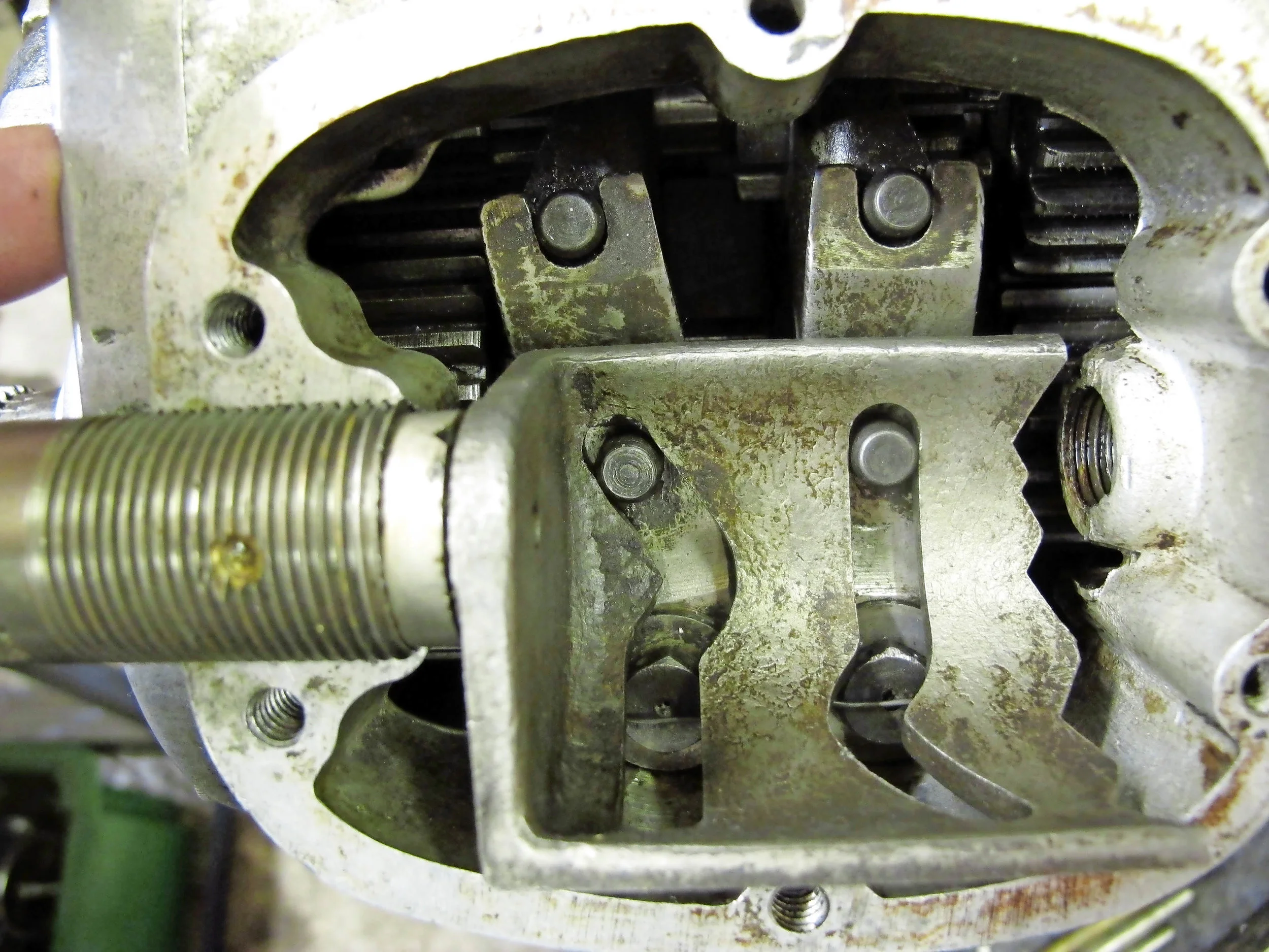 3. But with the camplate in place, there’s a problem. The first-gear pinions are fully home before the selector forks have reached the end of the track. This will affect fourth gear.