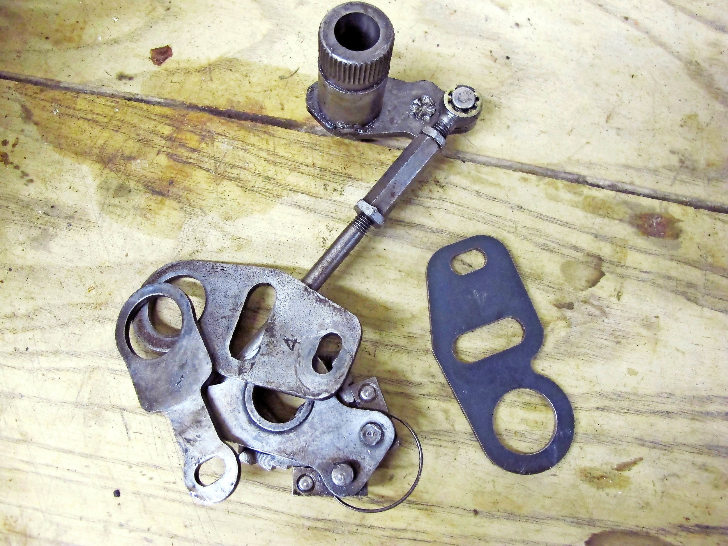 The trick to setting up Enfield gearboxes is to have a second selector