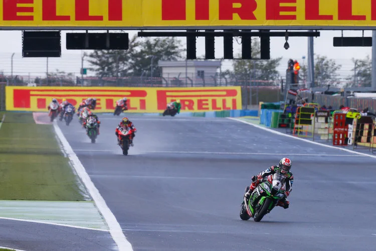 To say Rea’s on top of his game in WSB is an understatement.