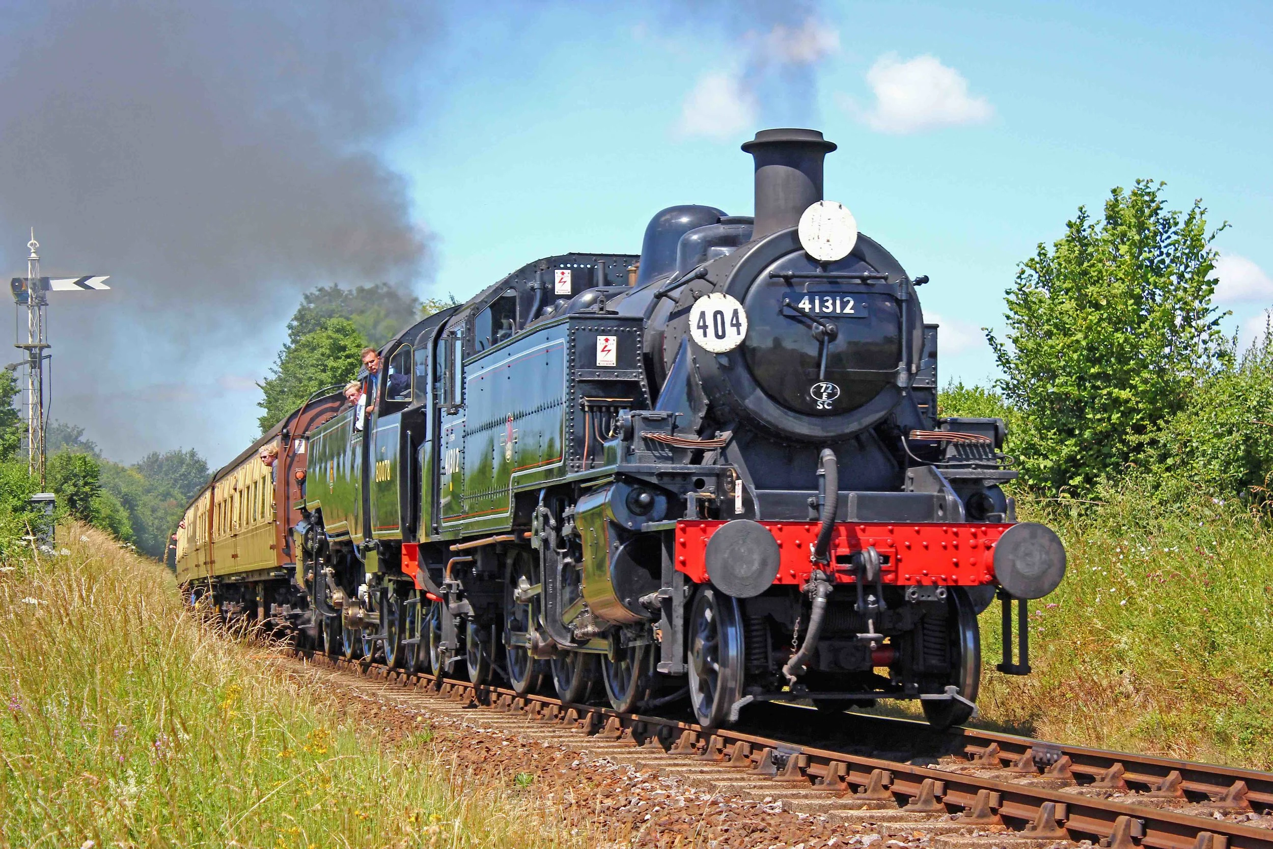 Ivatt ‘2MT’ No. 41312 double-heads with visiting BR Standard ‘4MT’ 2-6-4T No. 80078 during the first weekend of the Mid-Hants Railway’s ‘Summer Steam Gala’ on July 2. DON BENN