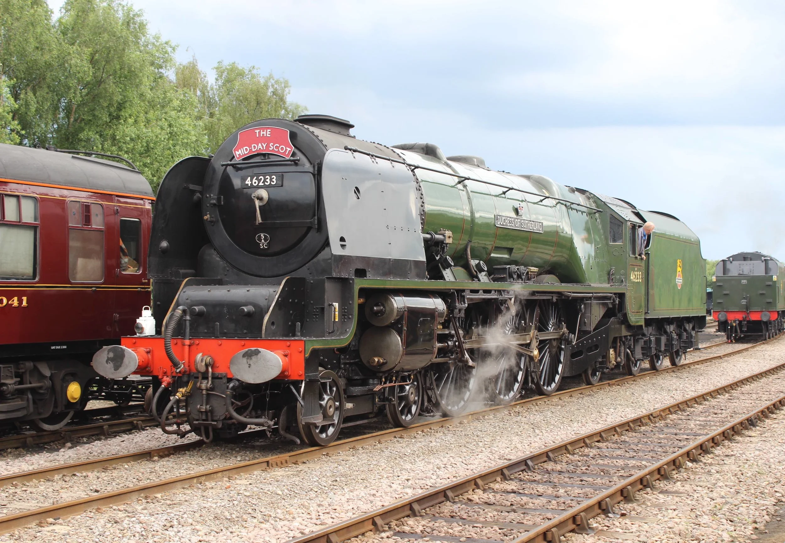 ‘Princess Coronation’ No. 46233 Duchess of Sutherland backs down onto No. 46100 Royal Scot at Dereham on the Mid-Norfolk Railway on June 25 2016. THOMAS BRIGHT/SR