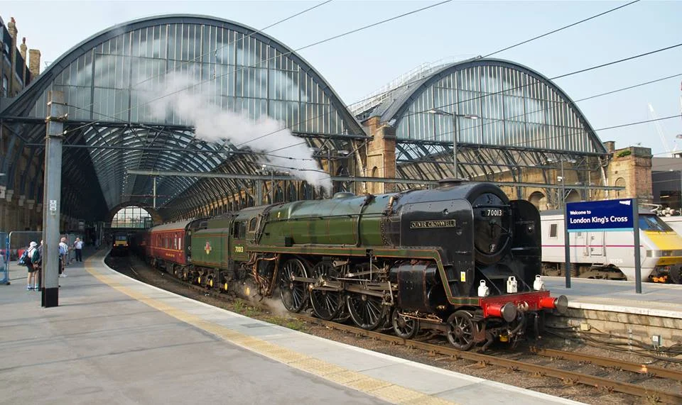 Destined for the Gloucestershire Warwickshire Steam Railway's 'Cotswold Festival of Steam', 'Britannia' No. 70013 Oliver Cromwell prepares to depart Kings Cross. NICK BRODRICK/SR