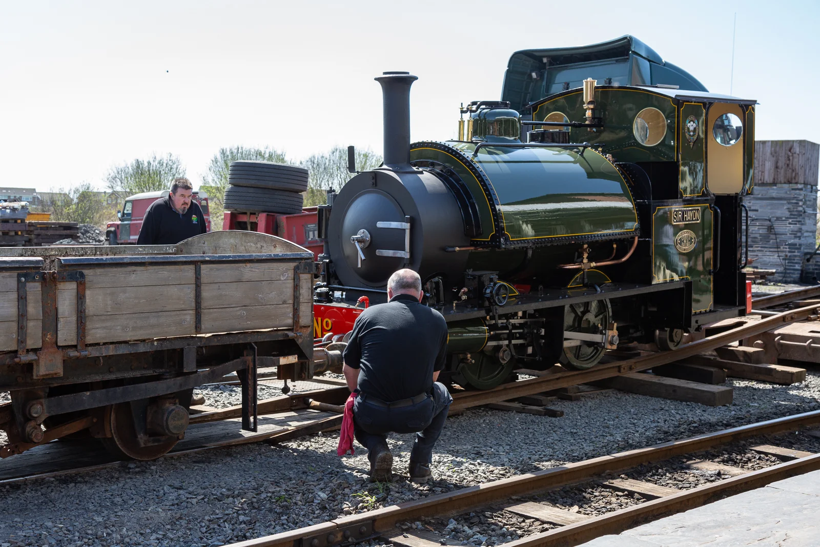 Tayllyn Railway No.3 ‘Sir Haydn’ being unloaded at Tywyn Wharf station on Thursday April 19 2018. BARBARA FULLER