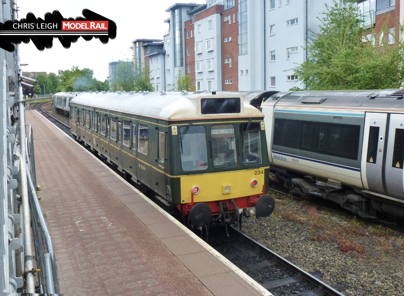 W55034 at Aylesbury on May 11 2017. CHRIS LEIGH