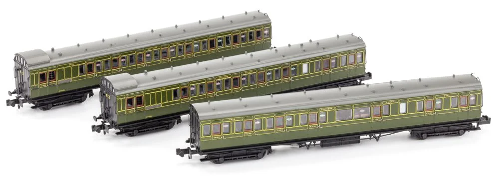 Graham Farish SECR 'birdcage' coaches