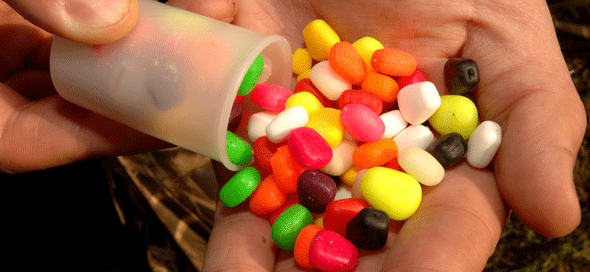 coloured-plastic-corn-.gif