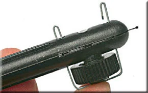 spade end hook tyer