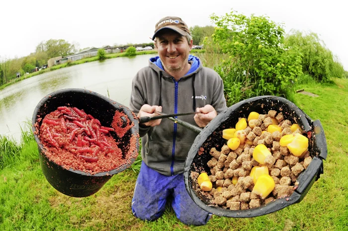 'New school' margin tactics (left) - Groundbait (Sonubaits Krill in this case) should be mixed the night before so it is well saturated and sinks to the deck to create a carpet of feed. Add a sprinkle of hookbaits, dead maggots for example Traditional margin tactics (right) - ‘Old school’ particles, such as sweetcorn and 4mm-6mm pellets remain effective but need to be fed more cautiously because of their high food content. There’s enough here for half a session margins