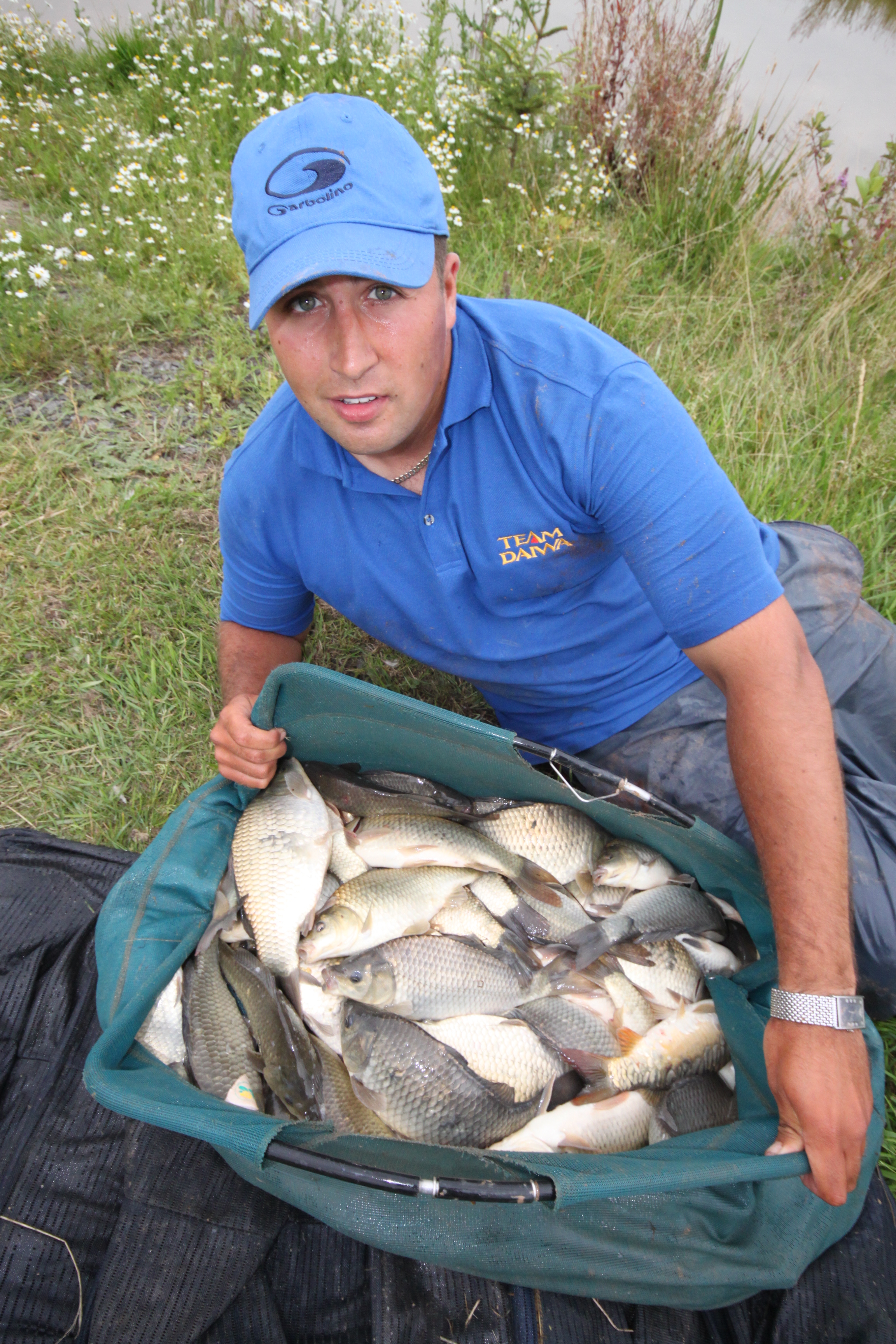 How to use sloppy groundbait — Angling Times