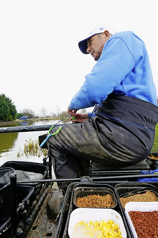 fishing catapult pouches