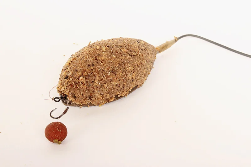3 - groundbait Method feeder for roach.jpg