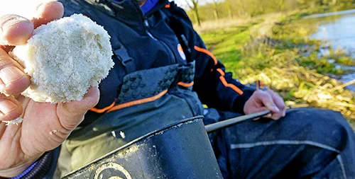 INITIAL BALL OF FEED.jpg