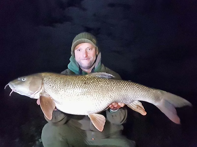 Brett Longthorne 16lb 2oz barbel.jpg