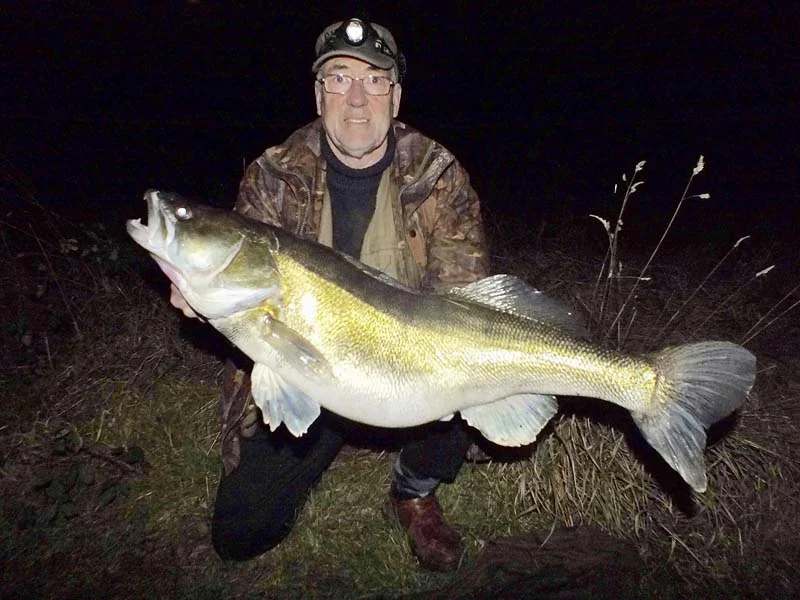 Ian Wilson 17lb 13oz Trent Zander brighter pic.jpg