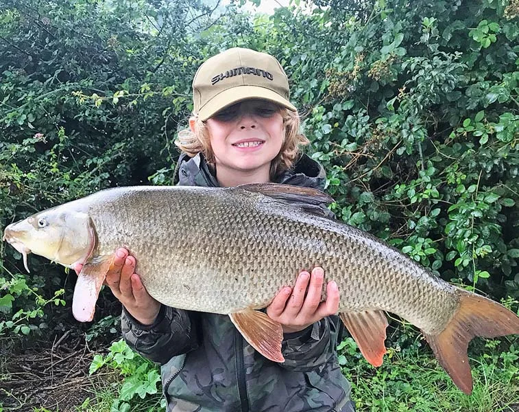 Zak Gorst 11lb barbel.jpg