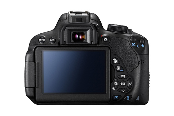 EOS 700D BCK LCD VISIBLE.jpg